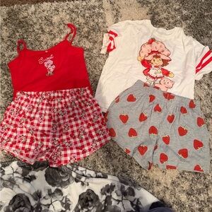 2 Strawberry Shortcake sleep sets - pajamas. Size M.